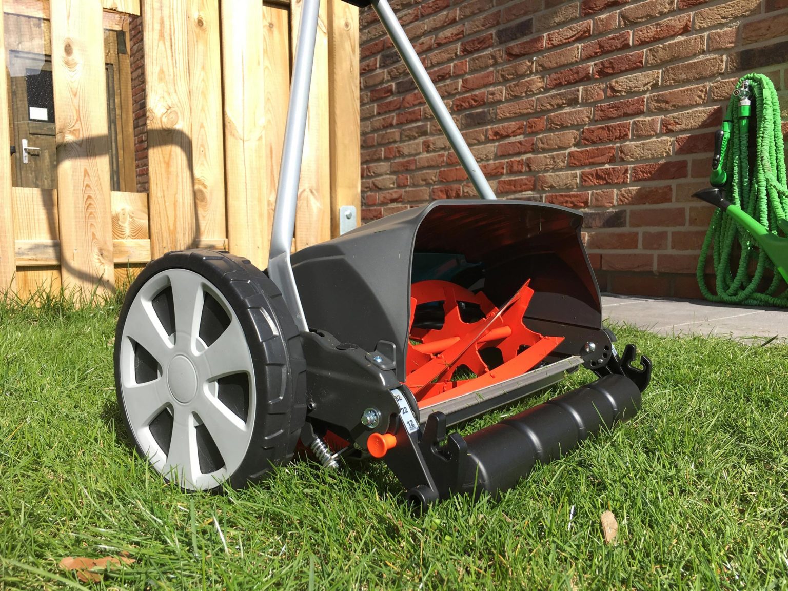 Gardena Spindelmäher Test Wie gut ist der Handrasenmäher?