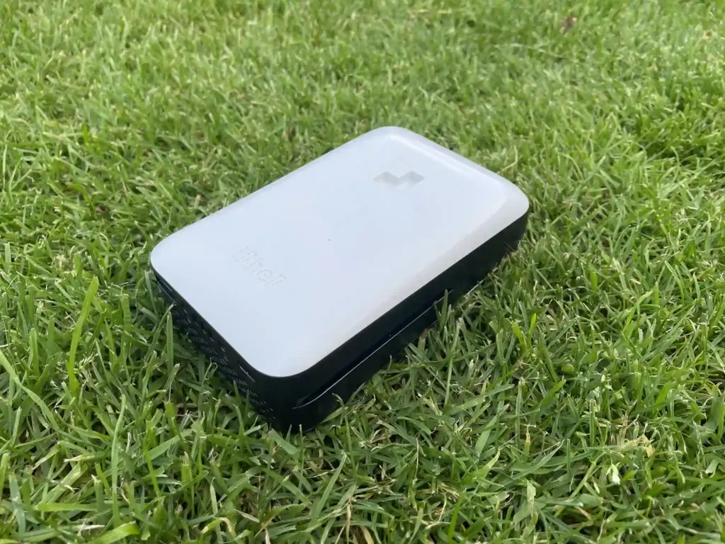Praktisch: Litheli Akku und gleichzeitig Powerbank