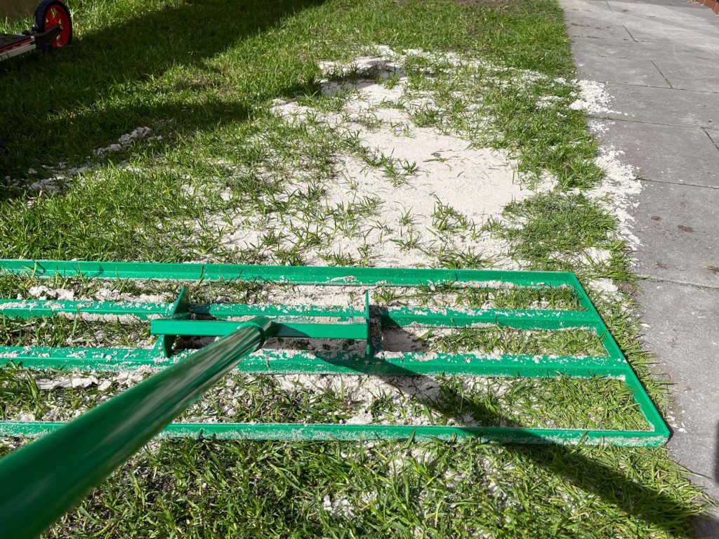 Rasenwalze Wie Sie Einen Ebenen Rasen Bekommen Rasen Experte